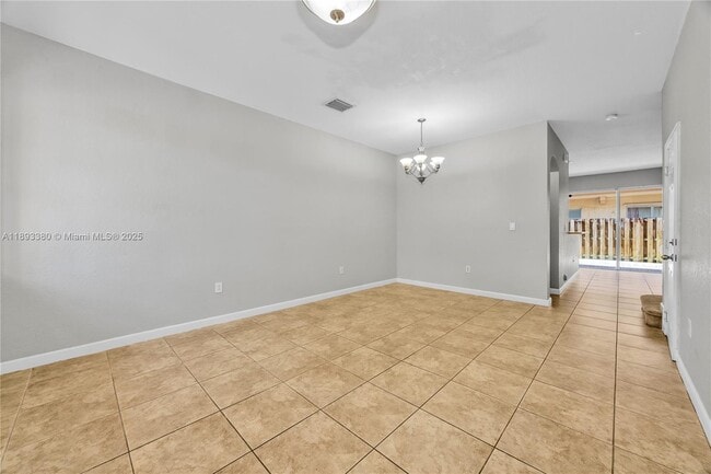 Foto del edificio - 13334 SW 128th Path