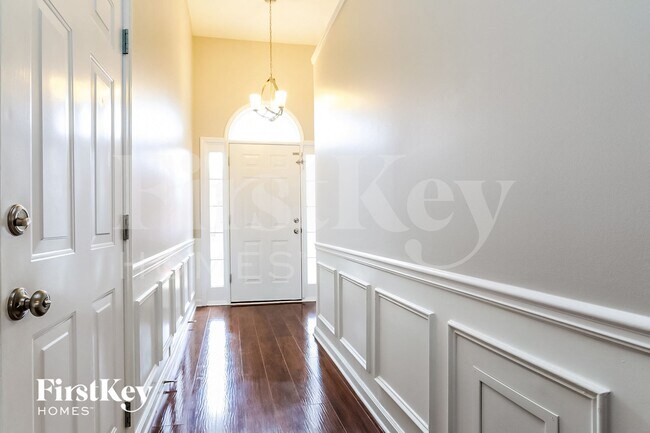 Foto del edificio - 1180 Laurel Cove Dr