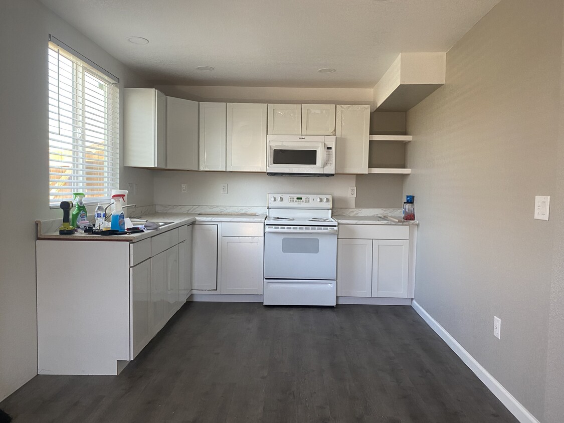 2509 Garvey Ave, Modesto, CA 95350 Townhome Rentals in Modesto CA