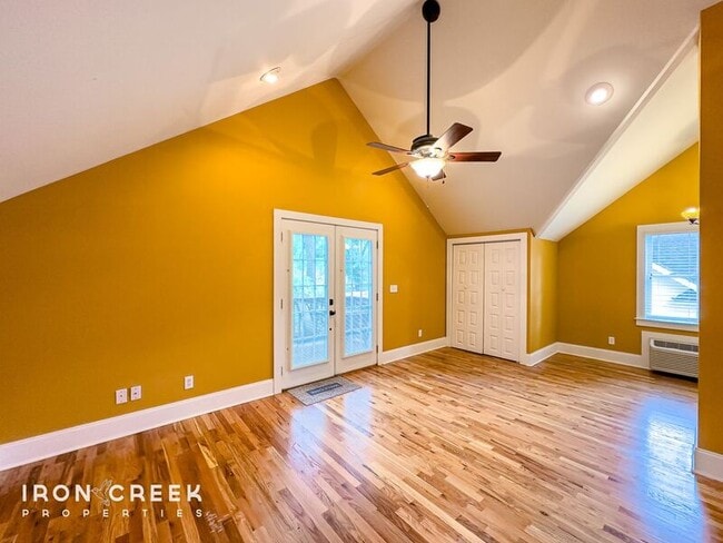 Building Photo - 90 Rumbough Pl