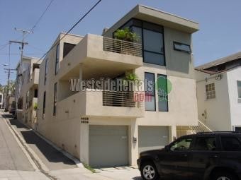 Primary Photo - 1408 Manhattan Ave