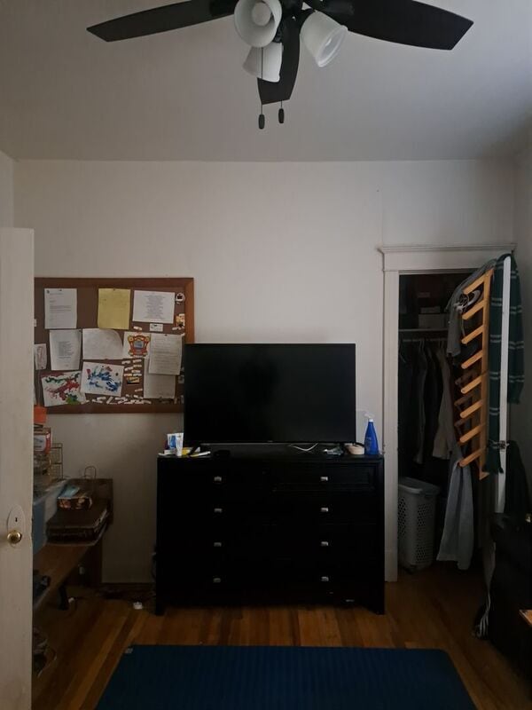 Foto del edificio - 2400 N Bernard St