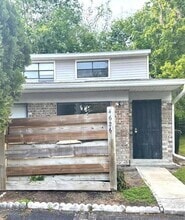 Building Photo - 4626 SW 44th Ln