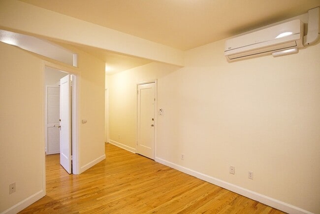 Foto del edificio - Paris on Mississippi! Fabulous 1Bdr Ready ...