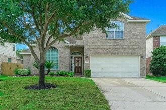 Building Photo - 7211 Emerald Run Ln