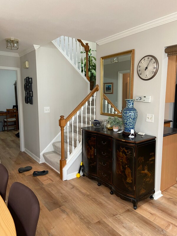 Foto del edificio - 73 Midlake Cir