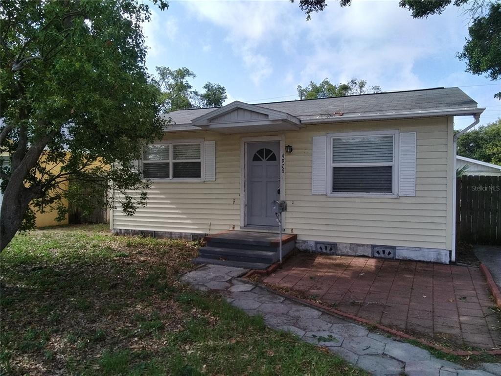 Foto principal - 4976 14th Ave N