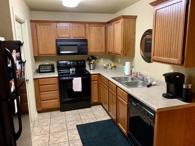 Photo - 3450 W Chevaux Dr Townhome