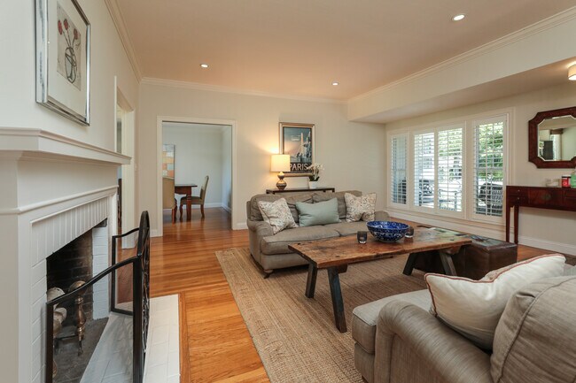 Foto del edificio - 83 Wilburn Ave