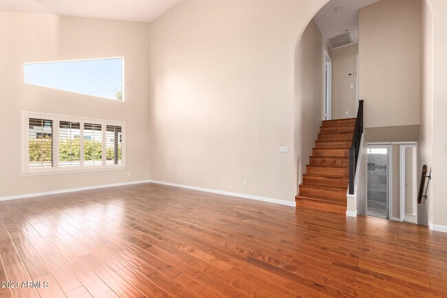 Building Photo - 8842 E Palm Ridge Dr