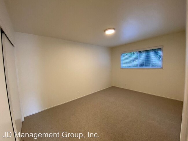 Foto del edificio - 5308 Columbia Ave