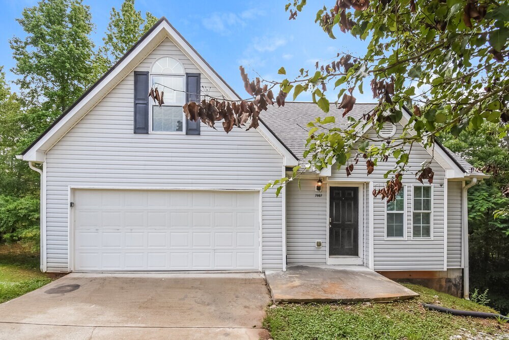 Foto principal - 7957 Lake Wind Ct