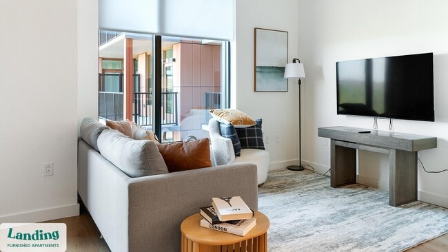 Building Photo - 632 Howard Rd SE