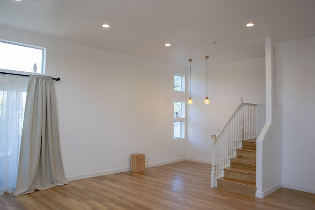 Tons of light - 11853 Burbank Blvd