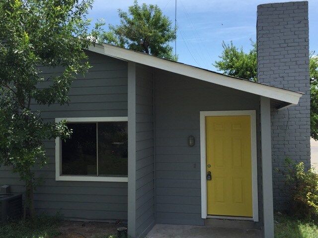 Primary Photo - 1103 W Rundberg Ln