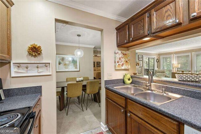 Building Photo - 525 Warm Springs Cir