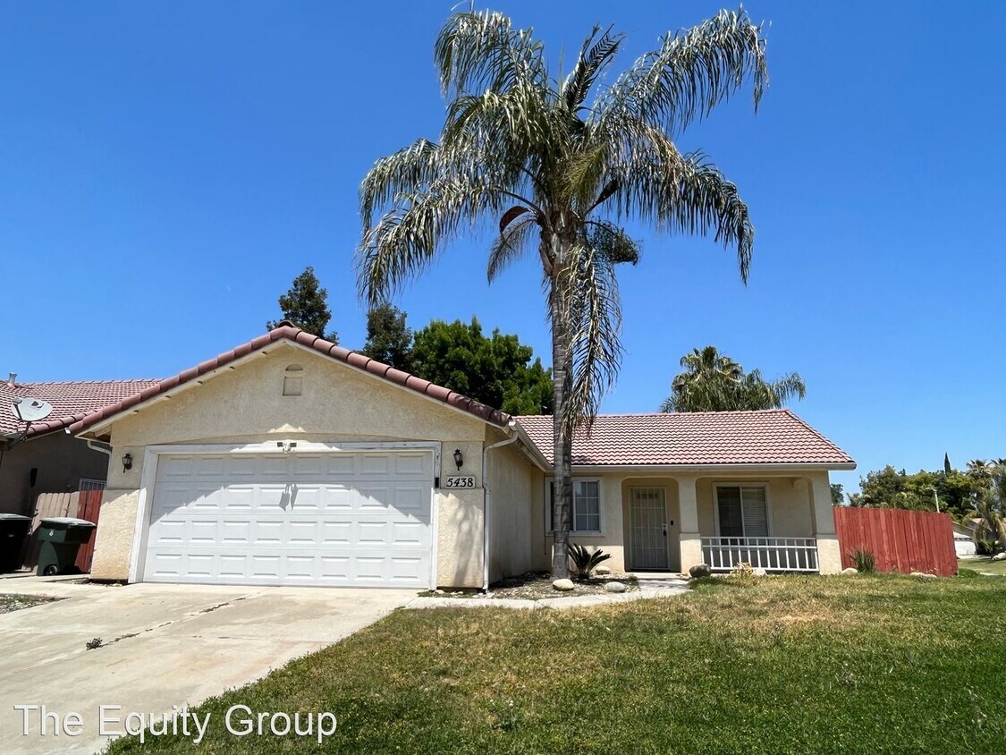 Primary Photo - 3 br, 2 bath House - 5438 West Cherry Avenue