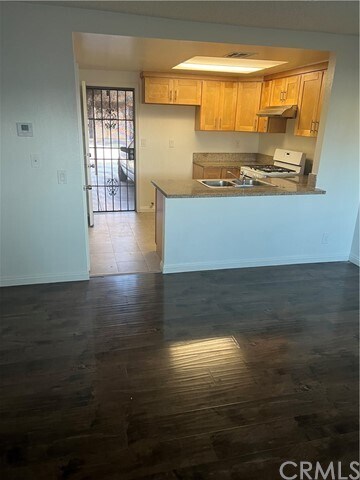 Foto del edificio - 3025 Lashbrook Ave