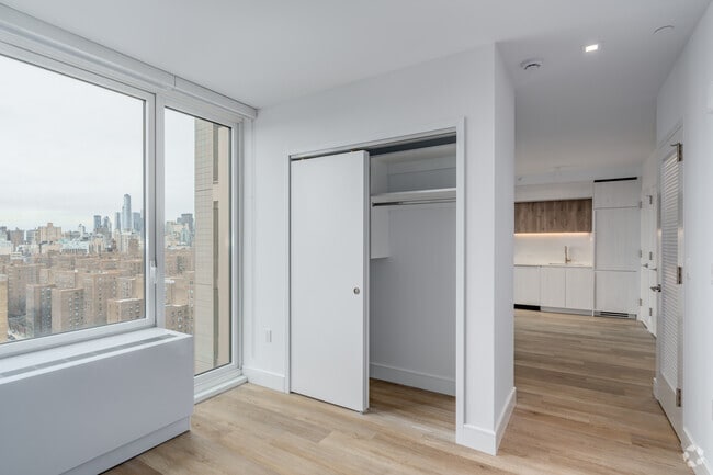 0.5BR, 1BA - Bedroom - The East