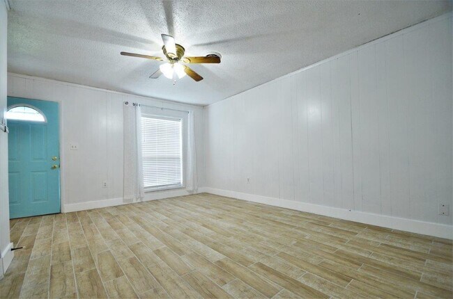 Foto del edificio - 902 N 14th St