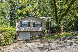 Building Photo - 5064 Darlene Dr
