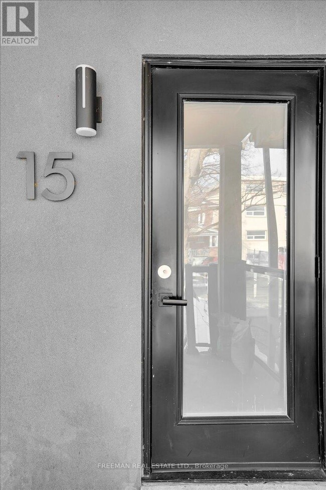 Building Photo - 15 Thorburn Ave