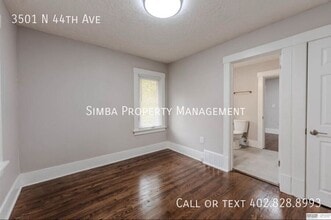 Building Photo - 3501 N 44th Ave