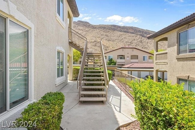 Building Photo - 3540 Cactus Shadow St