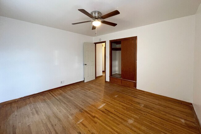 Foto del edificio - Spacious 2-Bed 1-Bath House