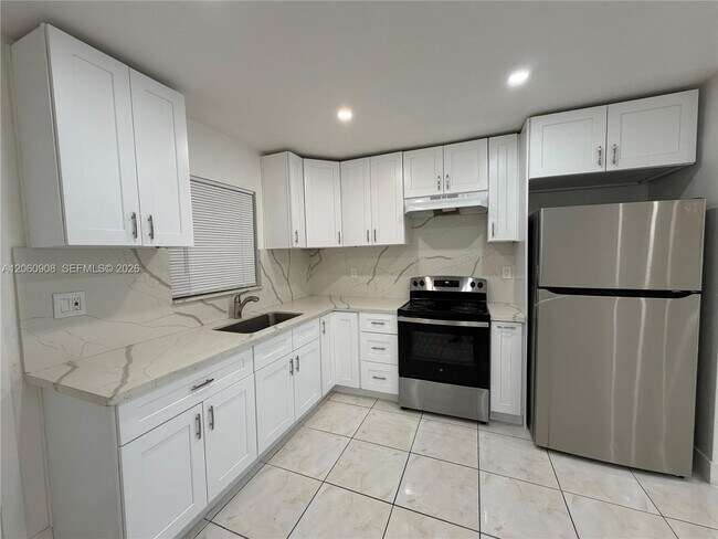 Foto del edificio - 732 SW 6th St