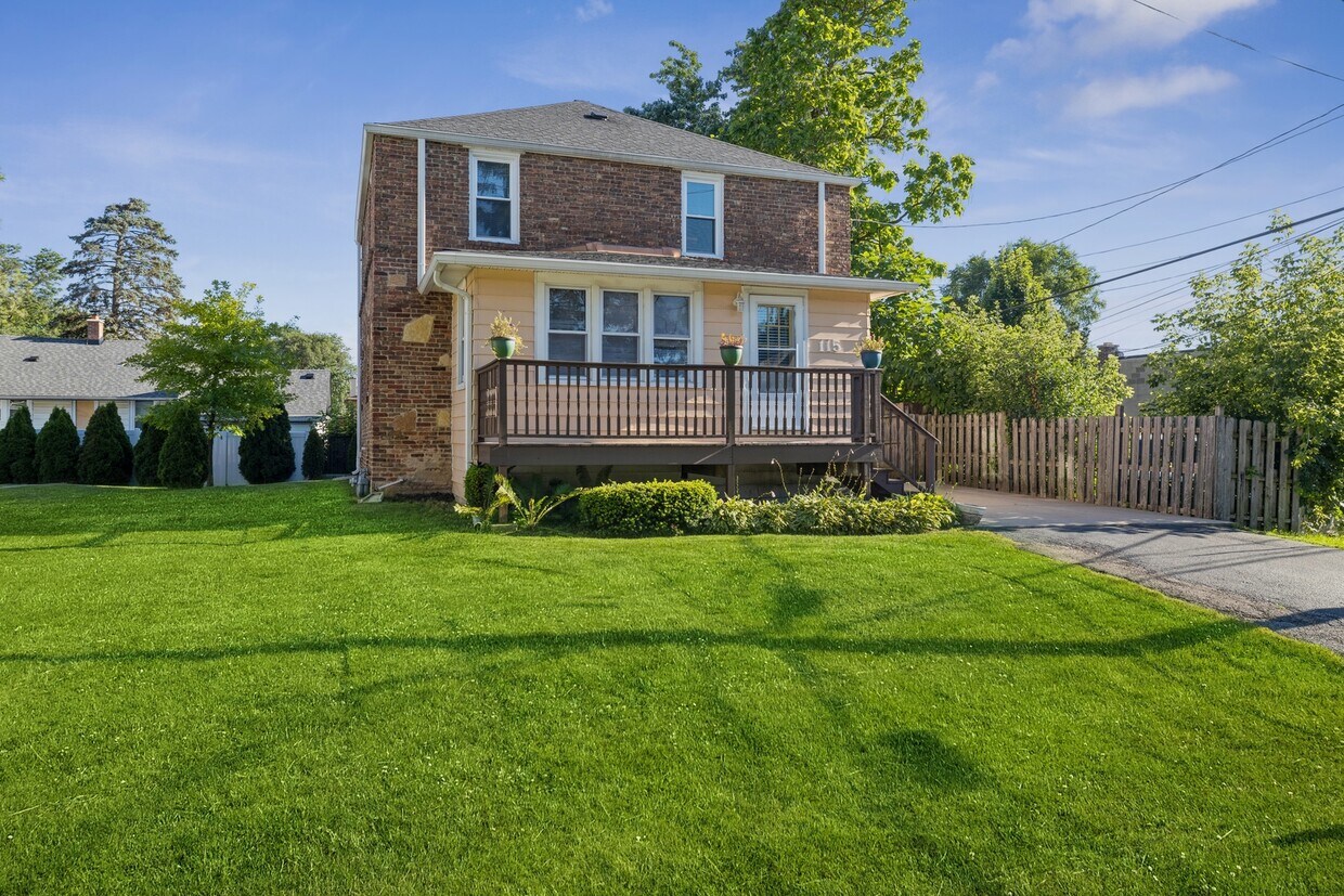 115 E Naperville Rd, Westmont, IL 60559 House Rental in Westmont, IL