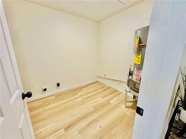 Foto del edificio - 286 Toweridge Dr SW