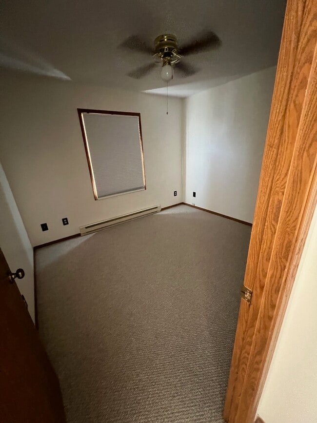 Building Photo - 2317 Donna Maria Dr