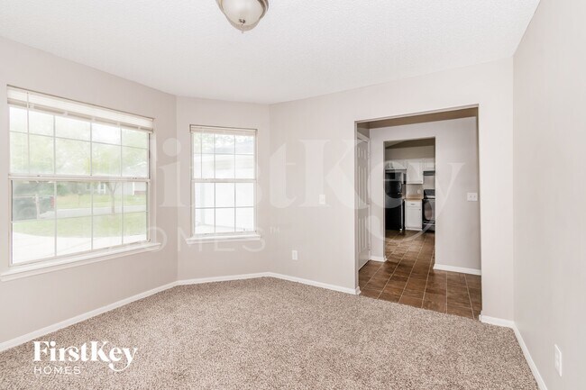 Foto del edificio - 8761 Spring Harvest Ln E