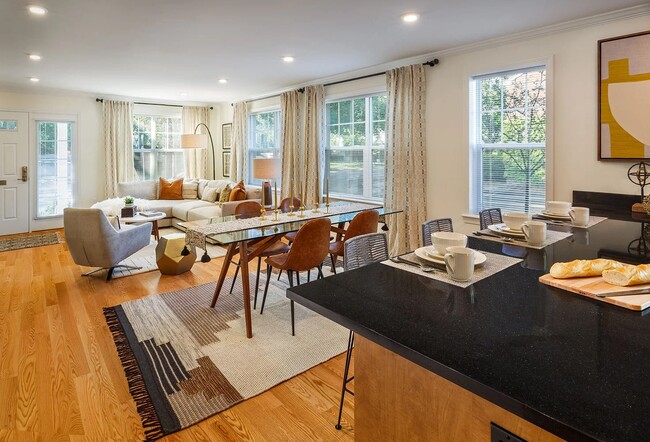 Building Photo - 203 Ellery Ct