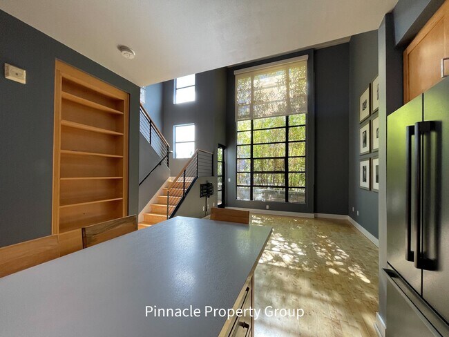 Foto del edificio - 350 East Mission Street, Unit 119