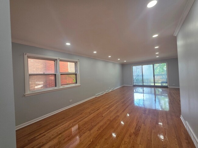 Foto del edificio - 2623 W Arthur Ave