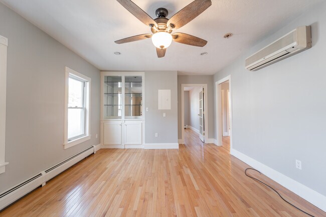 Foto del edificio - 377 Shrewsbury St