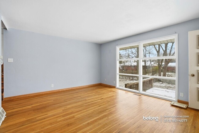 Foto del edificio - 704 Carlsbad Rd