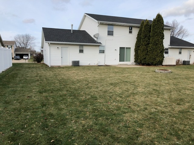 Back of duplex - 1313 S Franco Ct