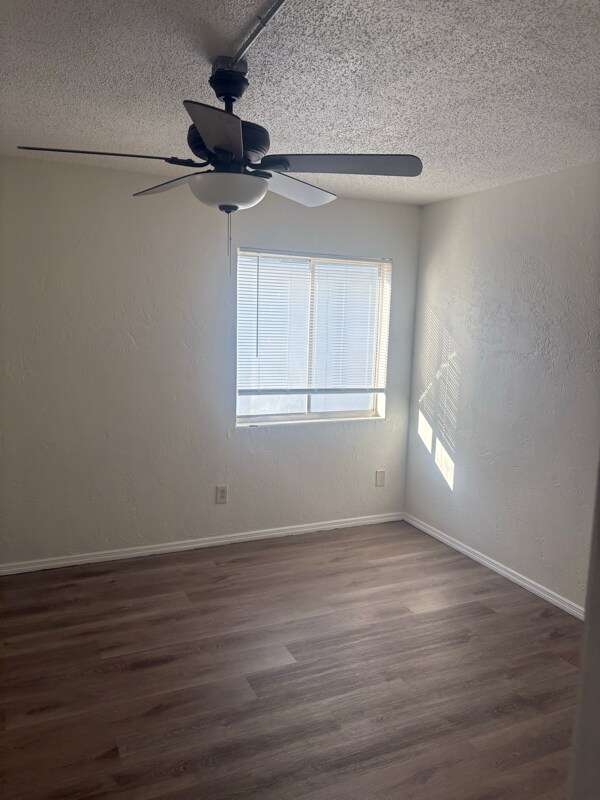 Foto del edificio - 1625 Espanola Ave