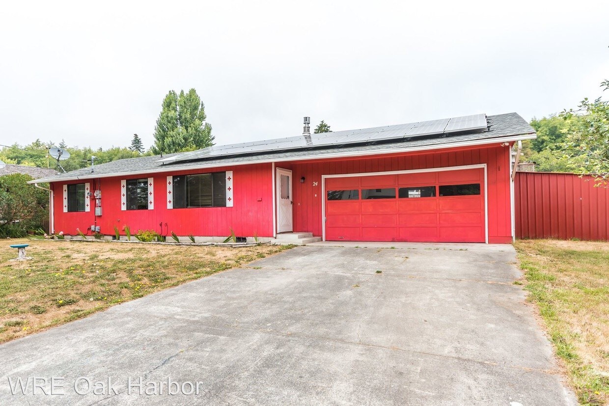 24 Kinkaid Dr, Coupeville, WA 98239 House Rental in Coupeville, WA