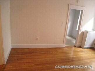 Building Photo - 26 Chauncy St