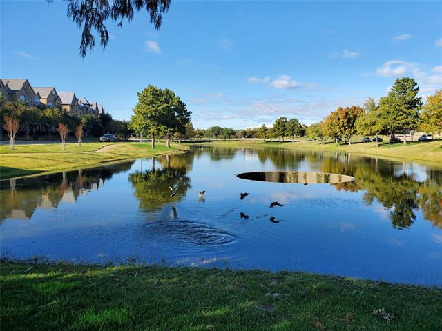 Foto principal - 507 W Royal Ln