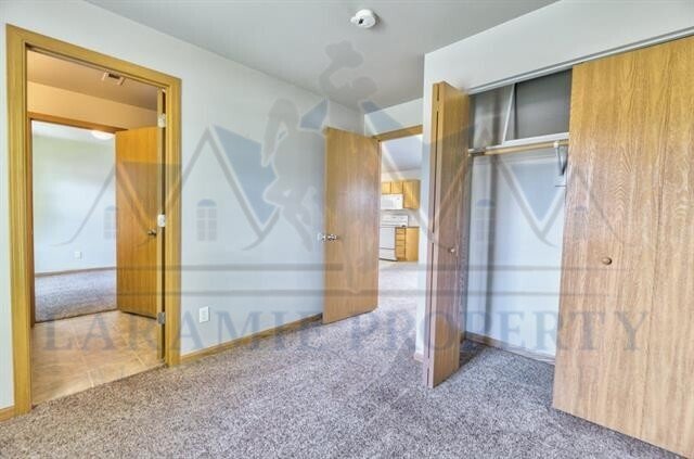 Foto del edificio - 4 Bedroom 2 Bathroom Condo.