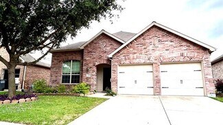 Building Photo - 1924 Highland Oaks Dr