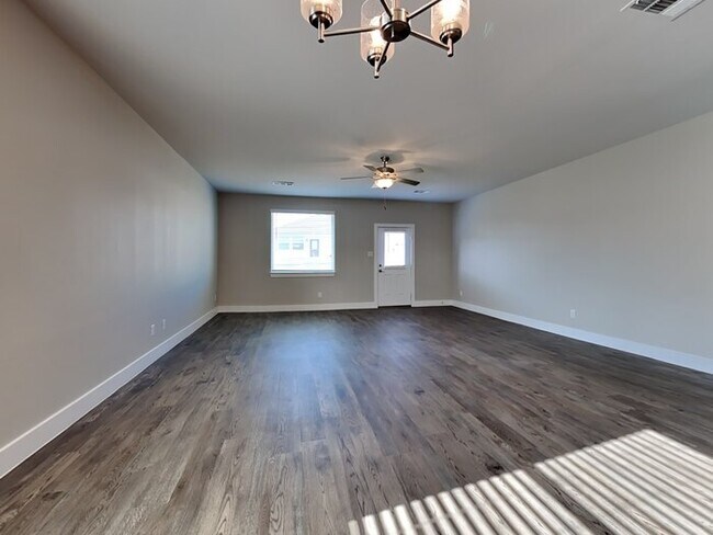 Foto del edificio - 3417 New York Ave