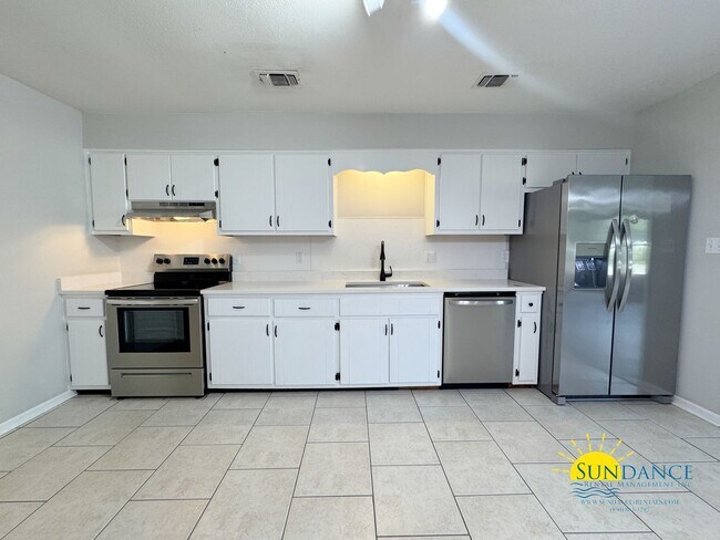 Foto del edificio - Charming 2-Bedroom Home with Bonus Room in Mary Esther!