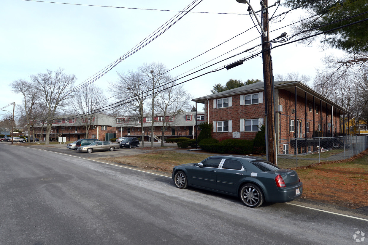 Building Photo - Colonel Bell Apartments