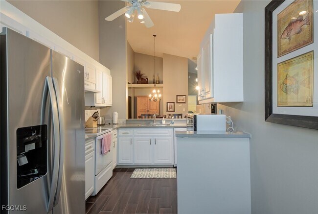 Foto del edificio - 14480 Summerlin Trace Ct